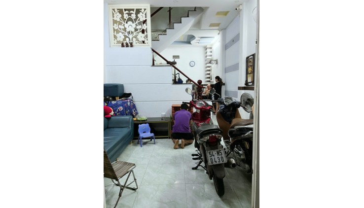 Bán nhà 40m2, 3 tầng, 3PN, 3WC, Mã Lò, Bình Tân - 4.7 tỷ